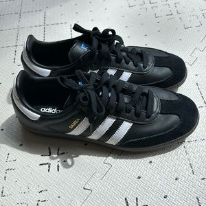 Adidas Black Sambas